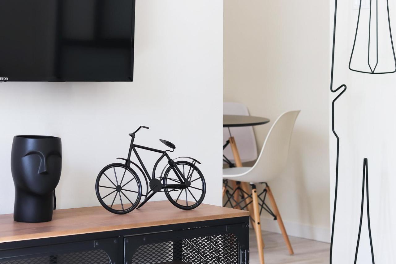 Bright Santa Catarina By Homing Apartment ลิสบอน ภายนอก รูปภาพ